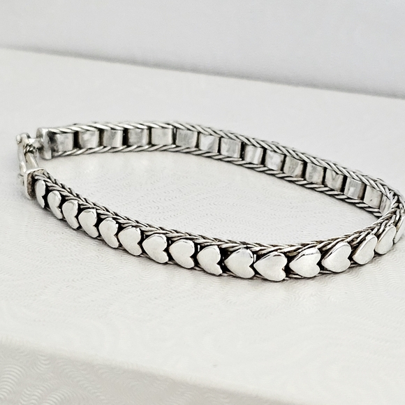 Very Rare Silpada Sterling Silver Interlocking Heart Hook Clasp Bracelet CCB608 - Picture 6 of 16